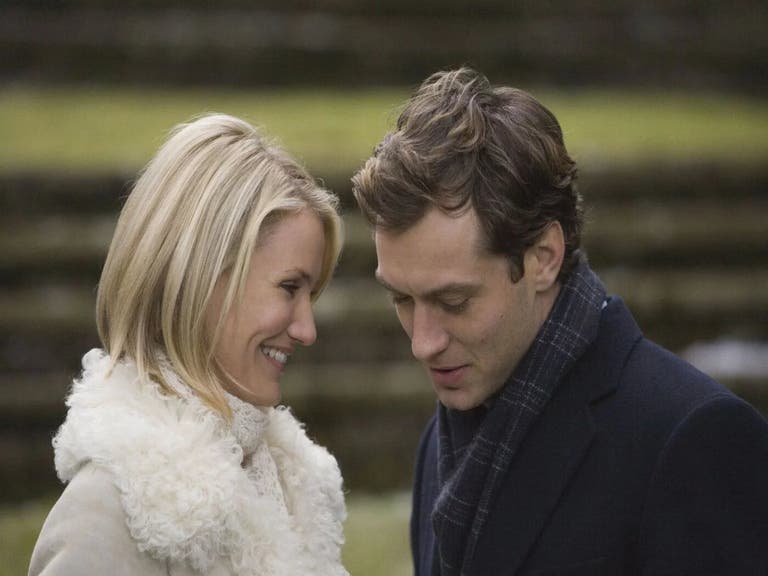Cameron Diaz and Jude Law in "The Holiday" (2006)
