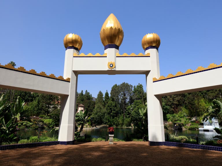 Iconic Golden Lotus Temple at SRLS 2019