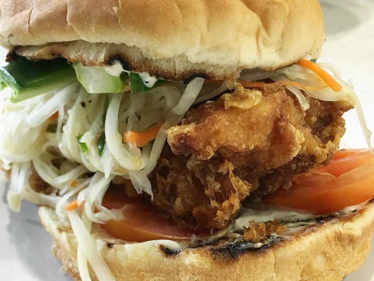 Fried chicken sandwich at Night + Market Song | Instagram by @theskinnydonut_