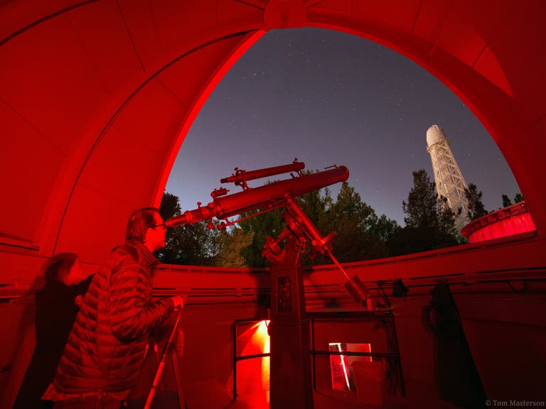 Mount Wilson Observatory telescope viewing