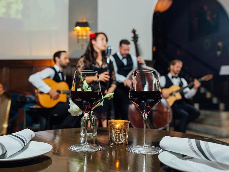 Live jazz and red wine at The Culver Hotel