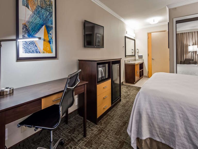 King Guest Room at Best Western Los Angeles Worldport