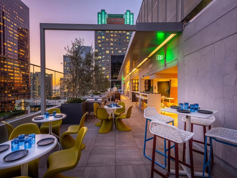 The Rooftop Bar at The Wayfarer Downtown LA