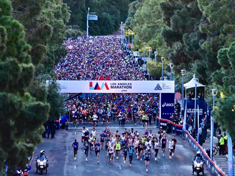 Full field at the Los Angeles Marathon Start Line