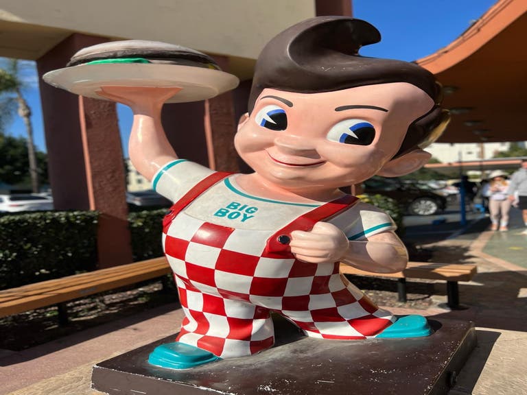 The famous statue at Bob's Big Boy in Burbank